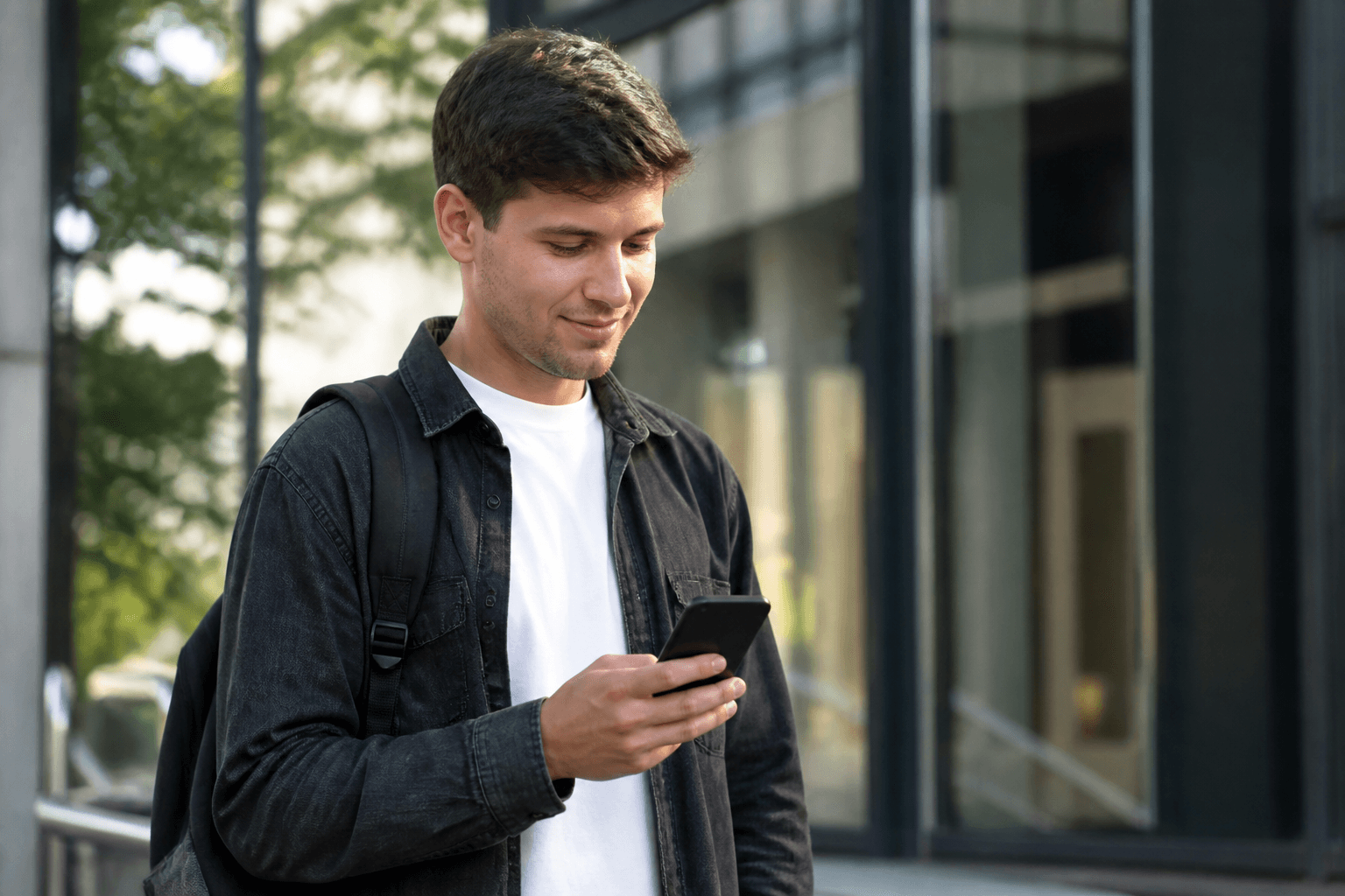 Job seeker using HireLocal on a phone